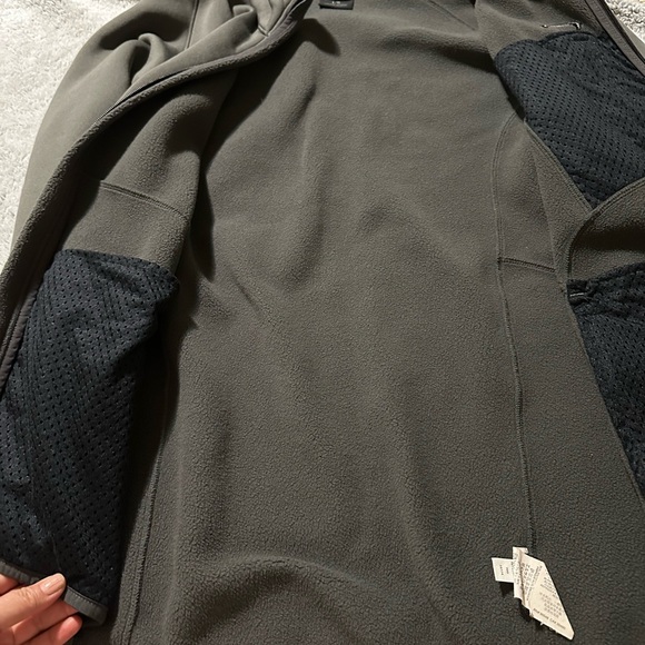 Jacket - Picture 6 of 6